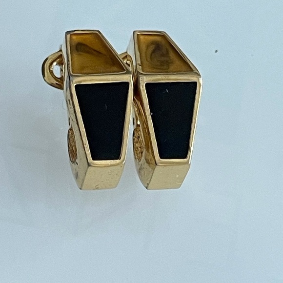 Givenchy New York Gold Toned Clip On Vintage Earrings - Picture 1 of 9